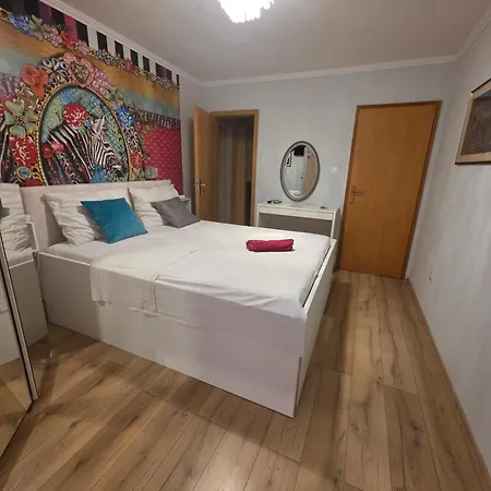 Bose Apartman
