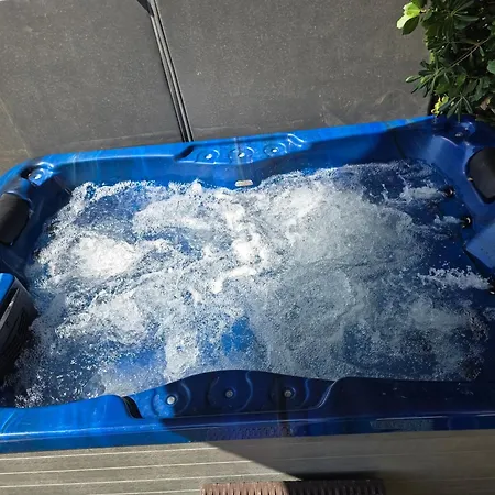 Bose Апартаменты *