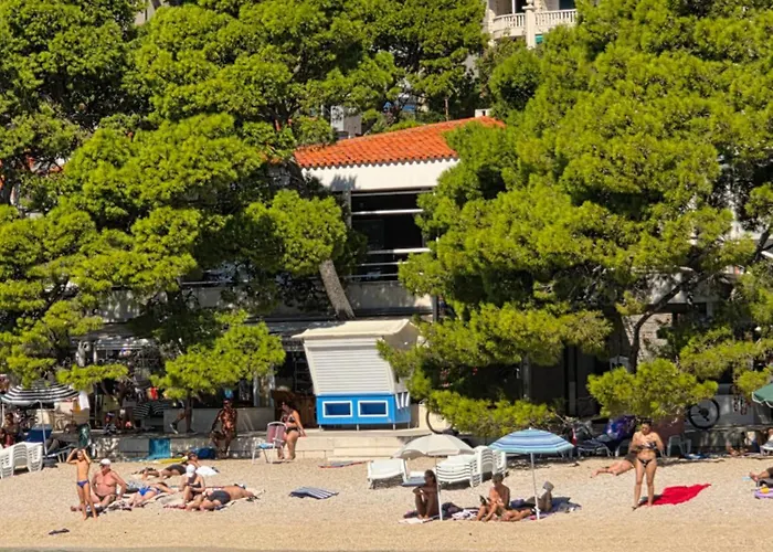 Bose Lägenhet Brela